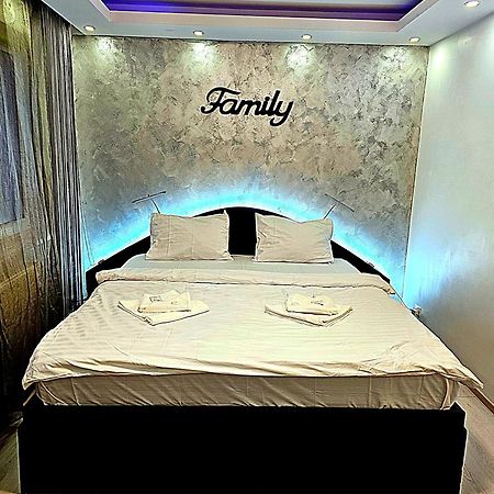 Luxury Paul apartment green, private&accessible Braşov Extérieur photo