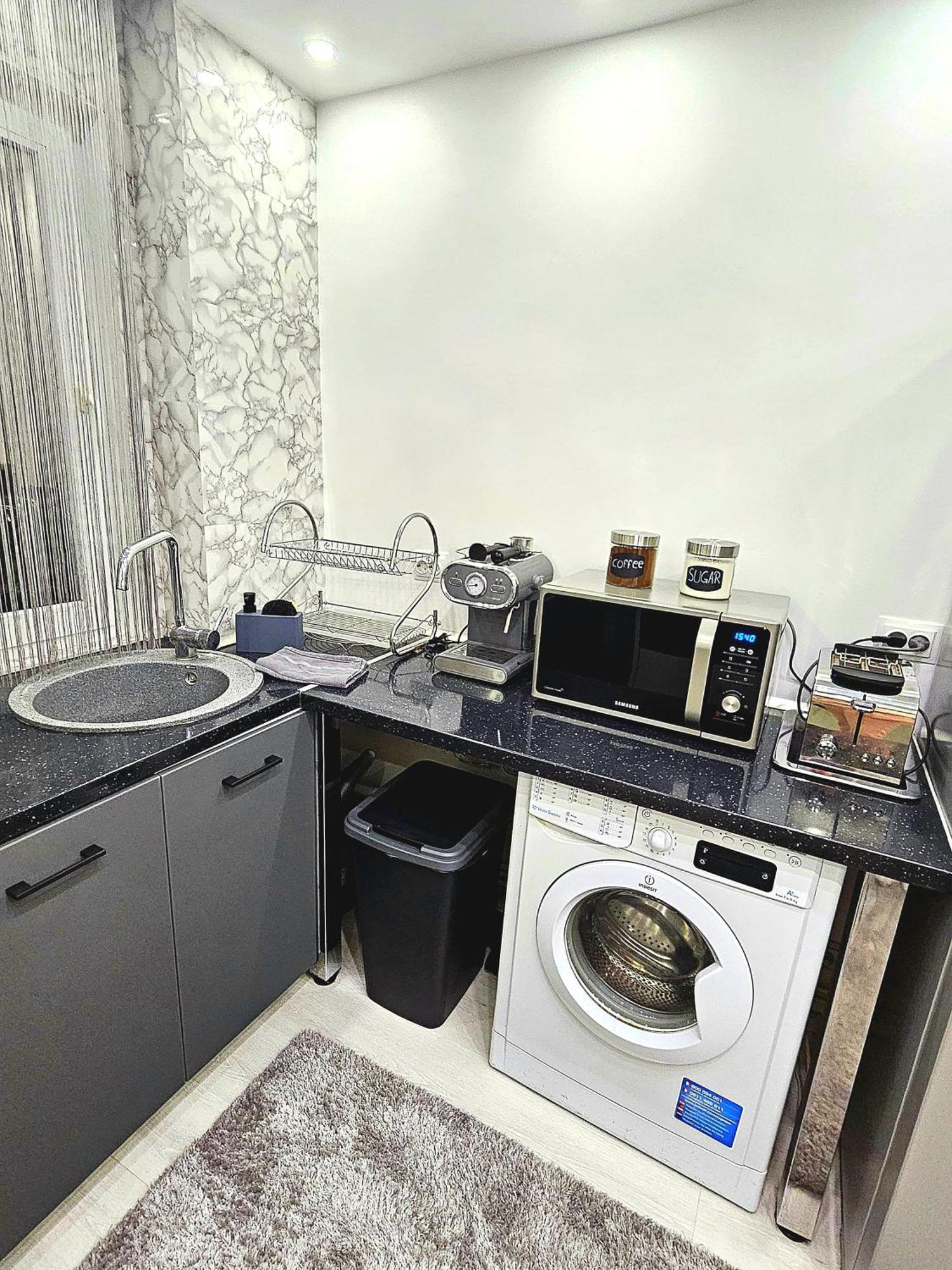 Luxury Paul apartment green, private&accessible Braşov Extérieur photo